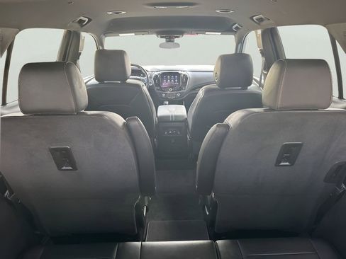 Used 2023 Chevrolet Traverse LT FWD image 37