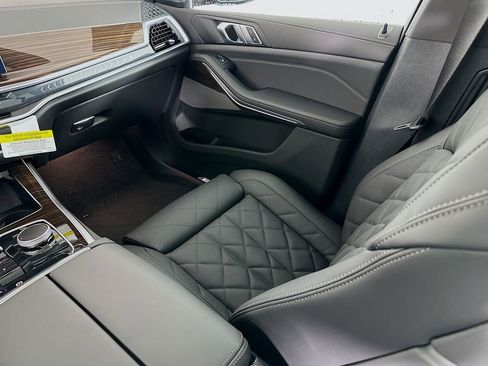New 2026 BMW X5 xDrive40i w/ M Sport Package image 31