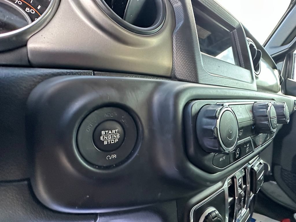 Used 2020 Jeep Wrangler Unlimited Sport S AWD/4WD image 25