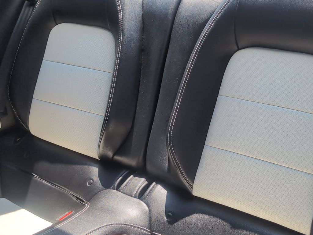 Used 2022 Ford Mustang GT Premium w/ Equipment Group 401A RWD image 18