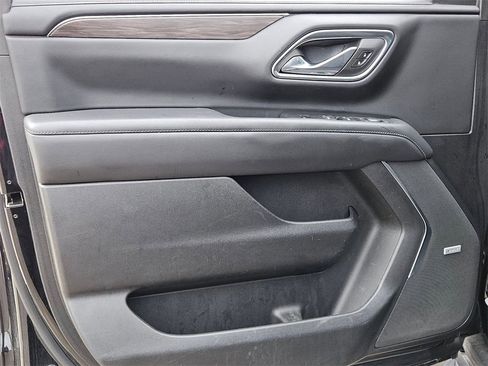 Used 2023 Chevrolet Tahoe LT w/ Luxury Package image 12