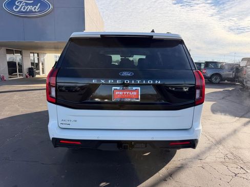 New 2026 Ford Expedition Active AWD/4WD image 4