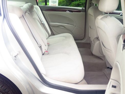 Used 2007 Buick Lucerne CX FWD image 14