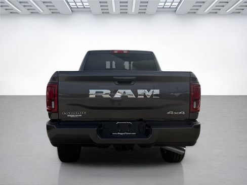 New 2026 RAM 2500 Laramie AWD/4WD image 4