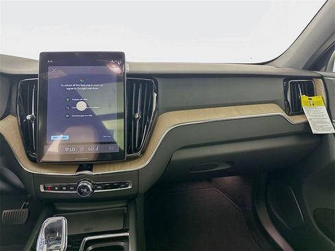 Used 2026 Volvo XC60 B5 Plus w/ Protection Package Premier image 20