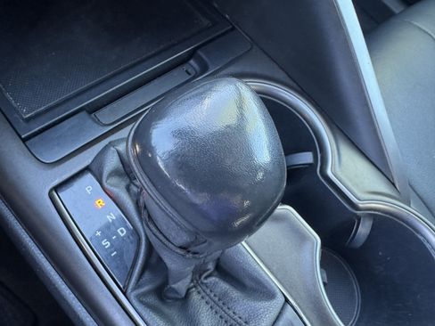 Certified 2021 Toyota Camry SE FWD image 36