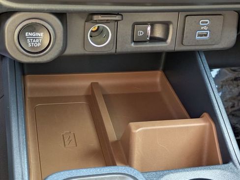 Used 2024 Ford Maverick Lariat image 17