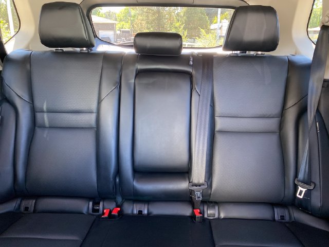 Used 2021 Nissan Rogue SV w/ Premium Package AWD/4WD image 11