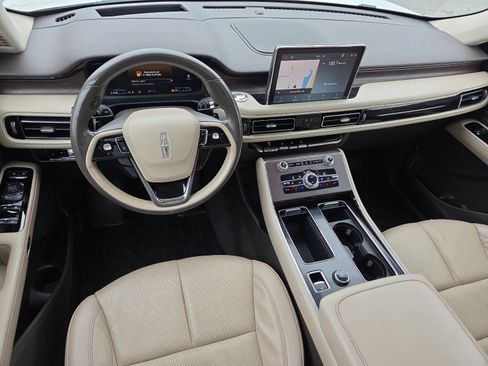 Used 2023 Lincoln Aviator Reserve w/ Equipment Group 201A RWD image 12