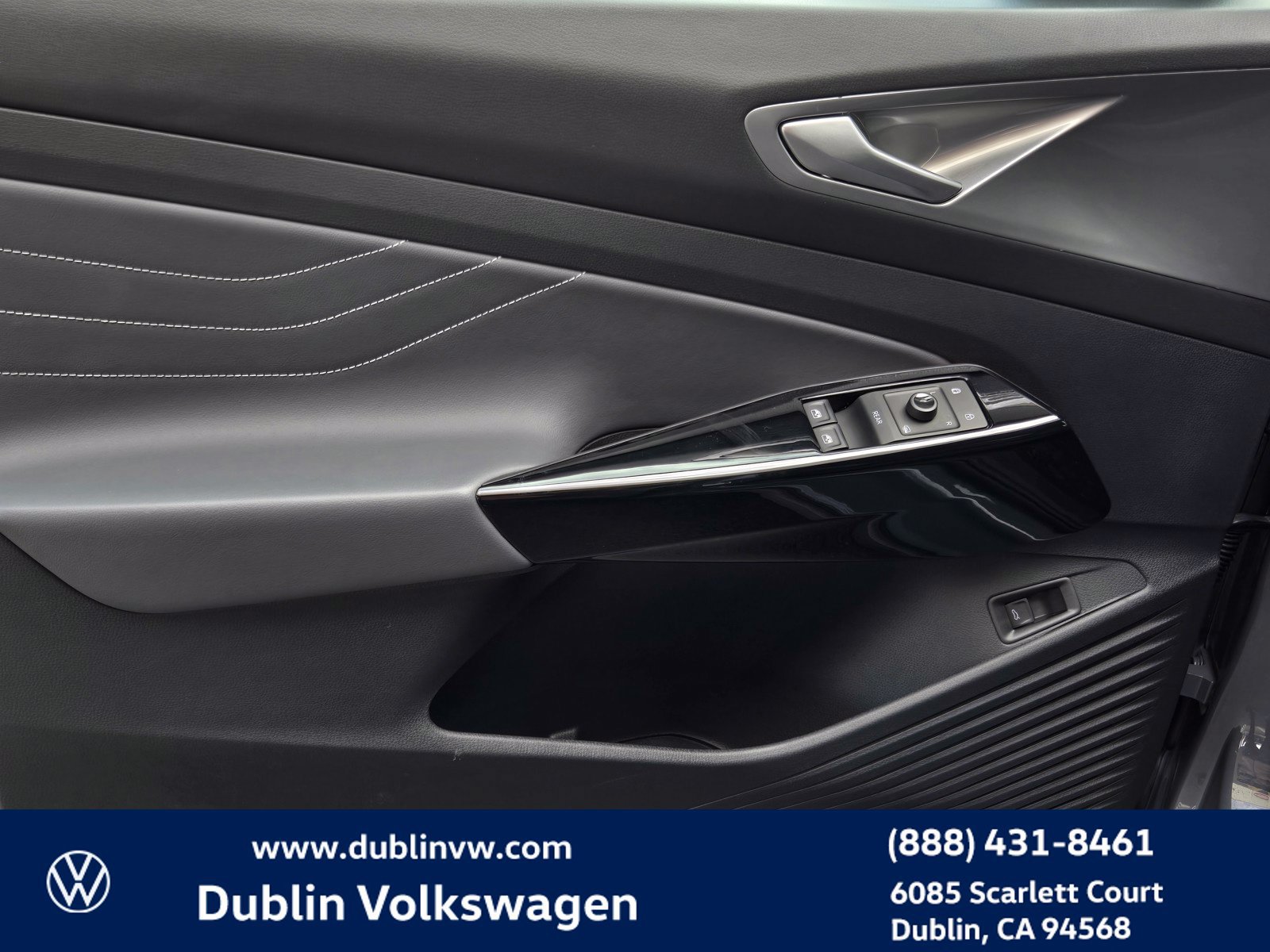 Used 2023 Volkswagen ID.4 Pro S RWD image 10