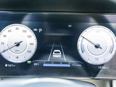 Certified 2022 Hyundai Elantra Limited FWD image 27