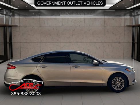 Used 2018 Ford Fusion S image 8