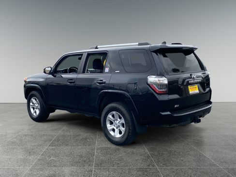 Used 2024 Toyota 4Runner SR5 RWD image 3