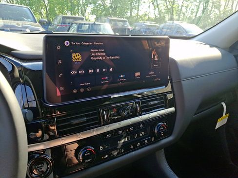 New 2026 Nissan Pathfinder SL AWD/4WD image 8