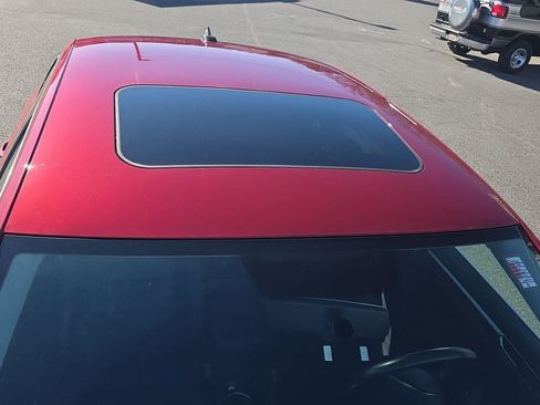 Used 2018 Volkswagen Passat 2.0T SE w/ SE Lighting Package image 11