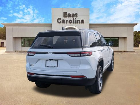 New 2026 Jeep Grand Cherokee Limited RWD image 3