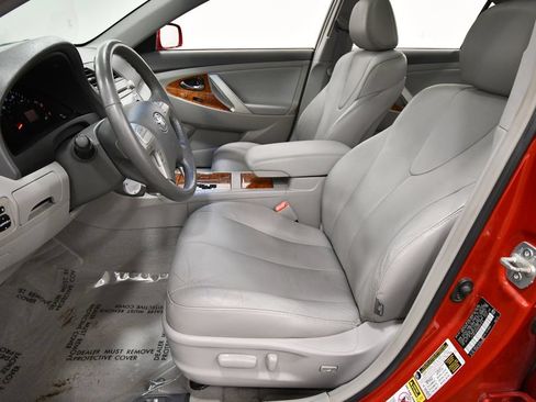 Used 2009 Toyota Camry XLE FWD image 13