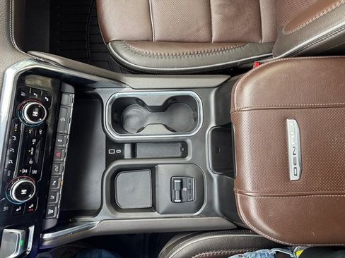 Used 2024 GMC Sierra 3500 Denali w/ Denali Reserve Package image 28