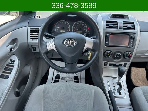 Used 2013 Toyota Corolla LE image 13