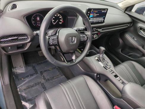 Used 2023 Honda HR-V EX-L image 10