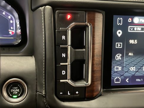 Used 2023 GMC Yukon Denali Ultimate AWD/4WD image 20