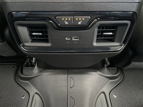 New 2026 GMC Sierra 1500 AT4 w/ AT4 Premium Package image 22