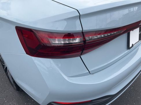 New 2025 Volkswagen Jetta SE image 12