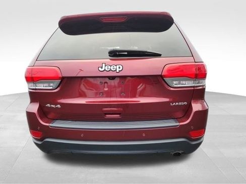Used 2019 Jeep Grand Cherokee Laredo image 37