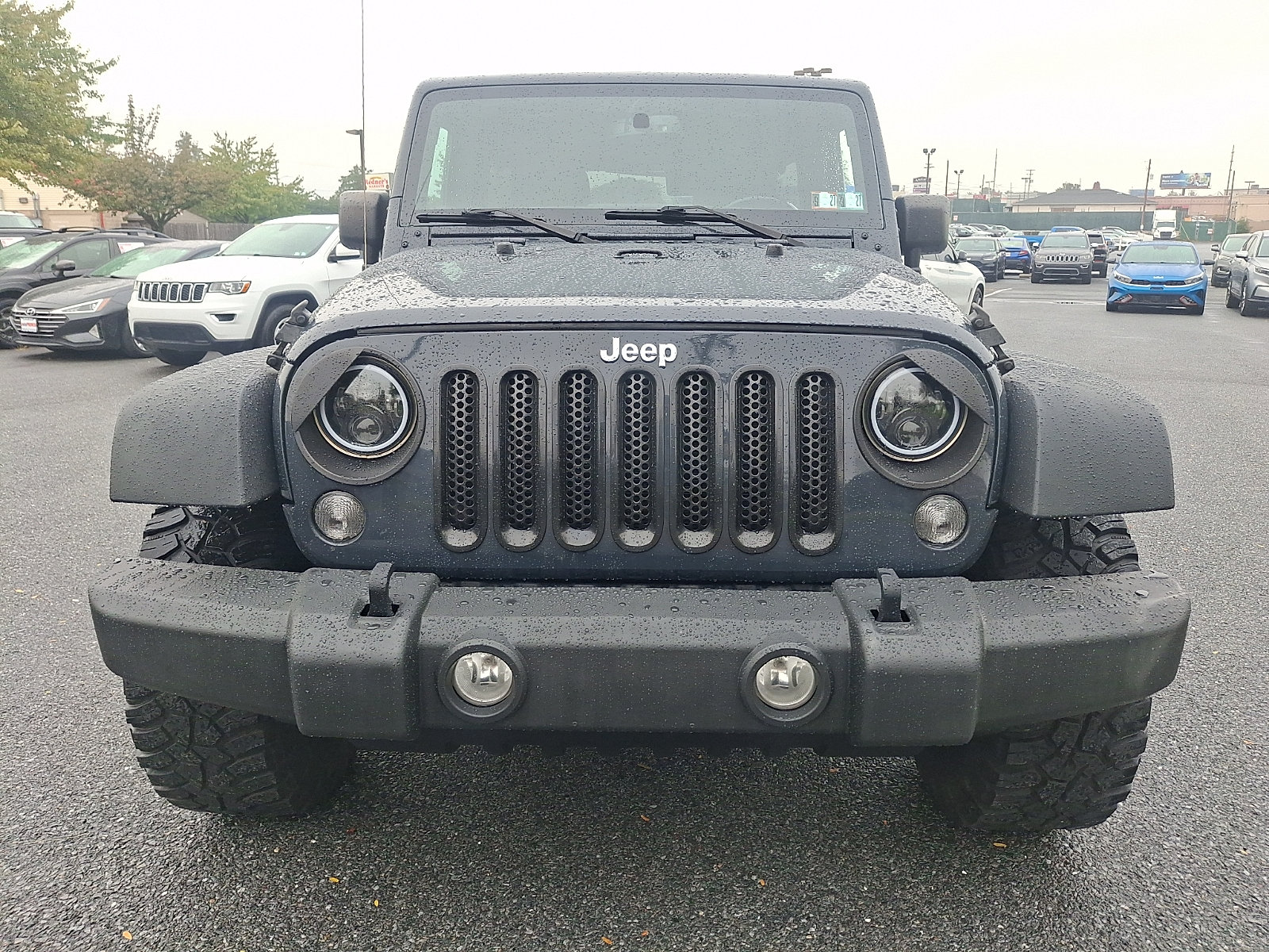 Used 2018 Jeep Wrangler Unlimited Sport S AWD/4WD image 2