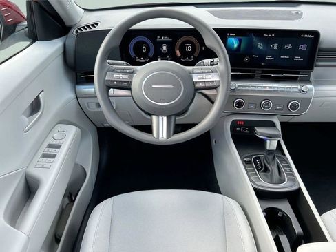 New 2026 Hyundai Kona SE FWD image 13