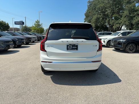 Certified 2025 Volvo XC90 B6 Core w/ Climate Package image 5