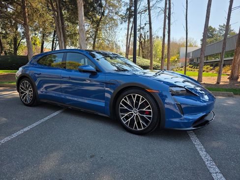 Used 2023 Porsche Taycan 4S AWD/4WD image 69
