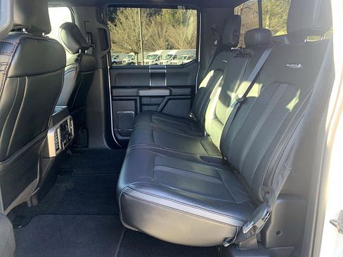 Used 2019 Ford F150 Platinum w/ Equipment Group 701A Luxury image 12
