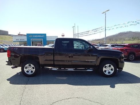 Used 2018 Chevrolet Silverado 1500 LT w/ All Star Edition image 3