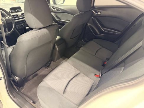 Used 2015 MAZDA MAZDA3 i SV FWD image 28