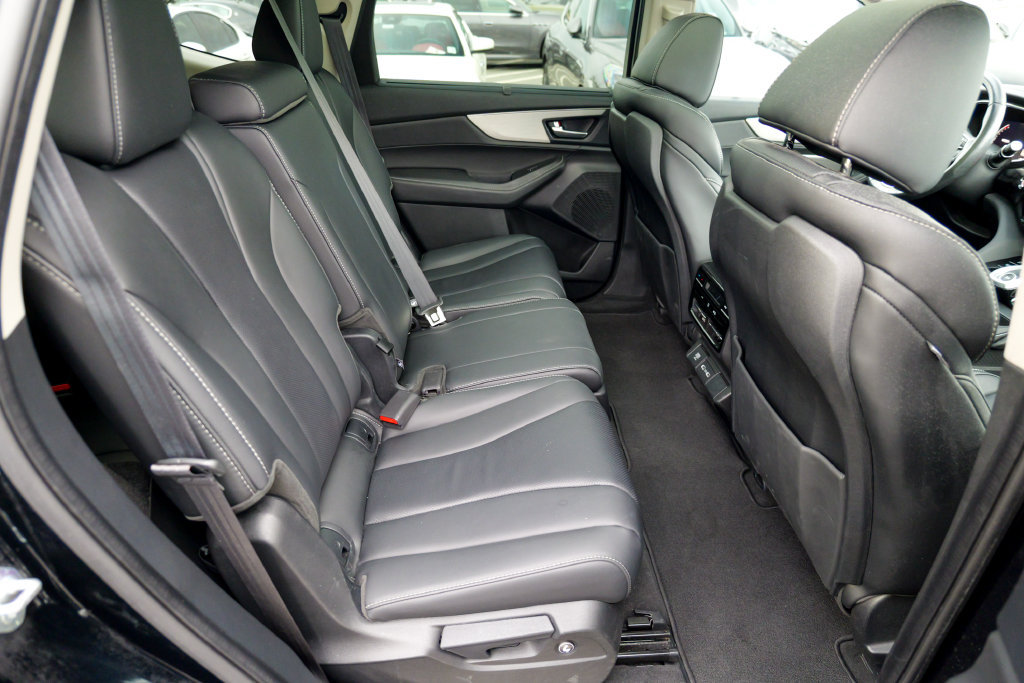 Used 2024 Acura MDX w/ Technology Package AWD/4WD image 32
