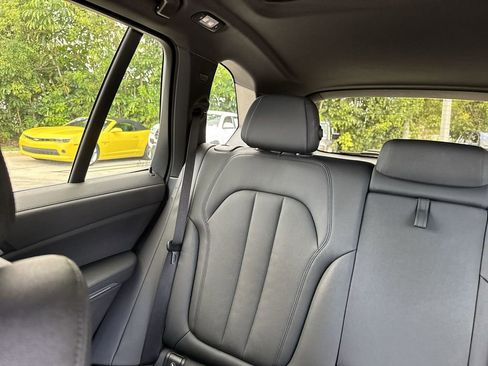 Used 2020 BMW X5 sDrive40i w/ Premium Package RWD image 17