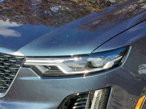 Used 2020 Cadillac XT6 Premium Luxury image 10