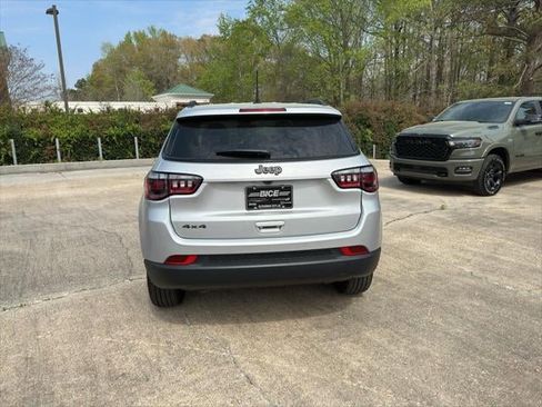 New 2026 Jeep Compass Latitude AWD/4WD image 27