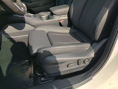 New 2025 Subaru Legacy Limited w/ Popular Package #2 image 10