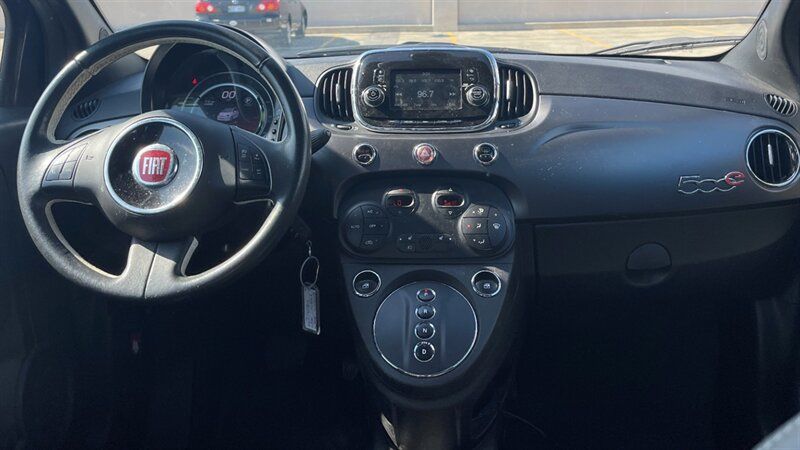 Used 2018 FIAT 500 e w/ Esport Package FWD image 16