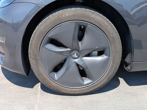 Used 2019 Tesla Model 3 Standard Range Plus RWD image 21