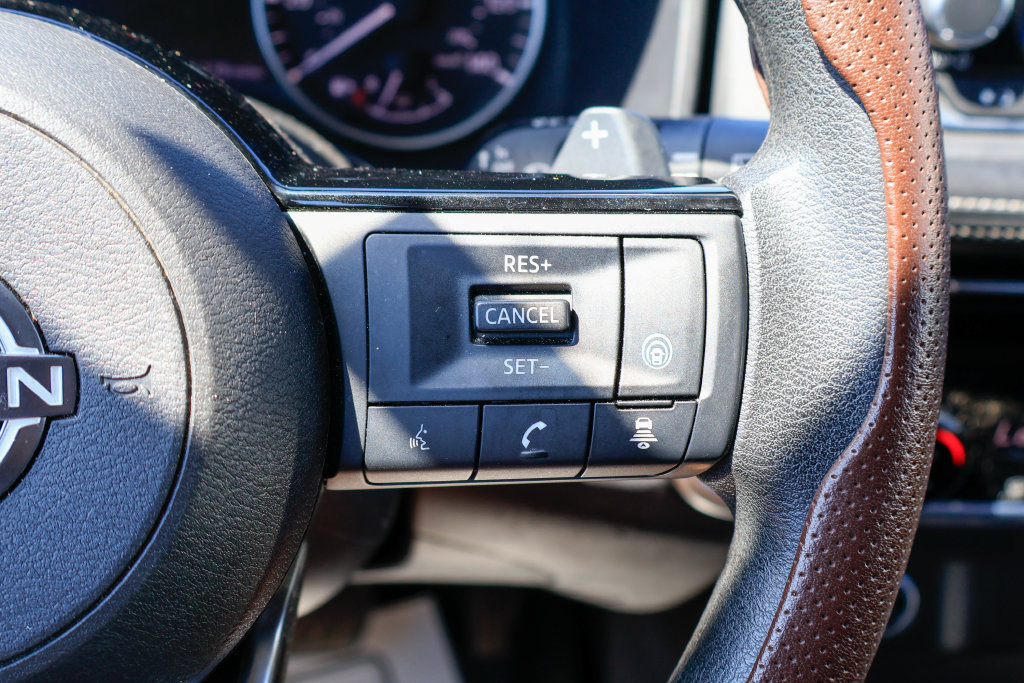 Used 2022 Nissan Rogue SV AWD/4WD image 13