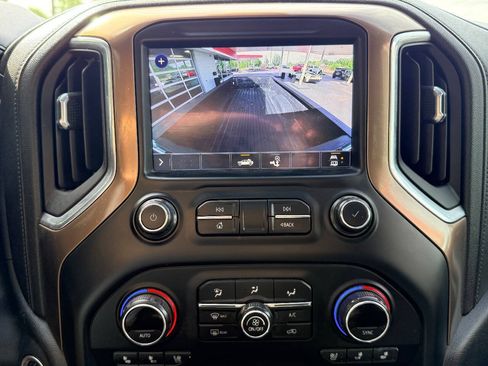 Used 2021 Chevrolet Silverado 2500 High Country w/ Z71 Off-Road Package AWD/4WD image 29