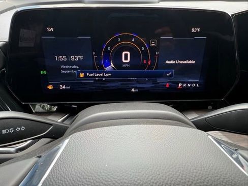 New 2025 Chevrolet Suburban Premier image 26