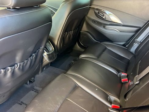 Used 2016 Buick LaCrosse Leather w/ Experience Buick Package FWD image 4