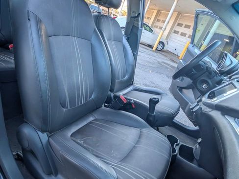 Used 2015 Chevrolet Spark LT image 15