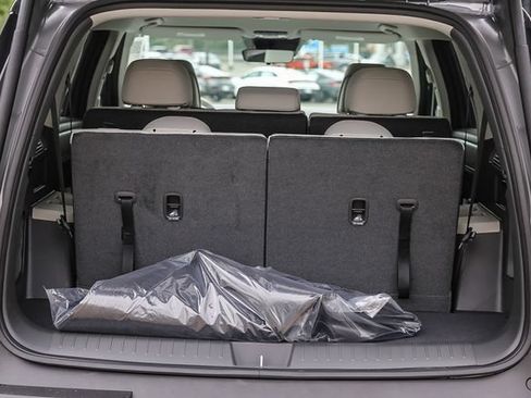 New 2026 Hyundai Santa Fe SE FWD image 28