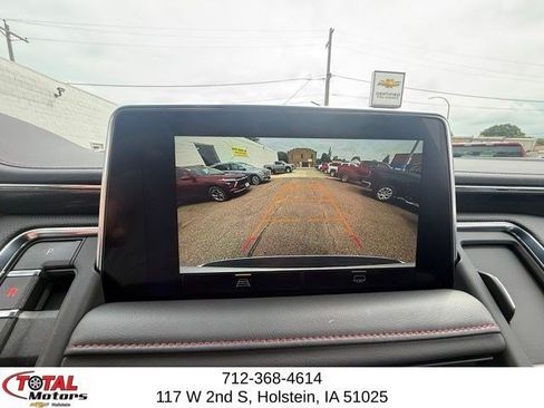Used 2023 Chevrolet Suburban RST AWD/4WD image 27