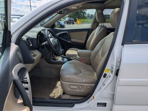 Used 2011 Toyota RAV4 Limited w/ Limited Extra Value Pkg AWD/4WD image 10